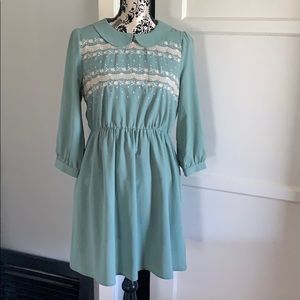 Green embroidered retro dress
